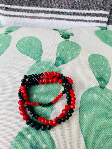 Red & Black Bead Bracelet